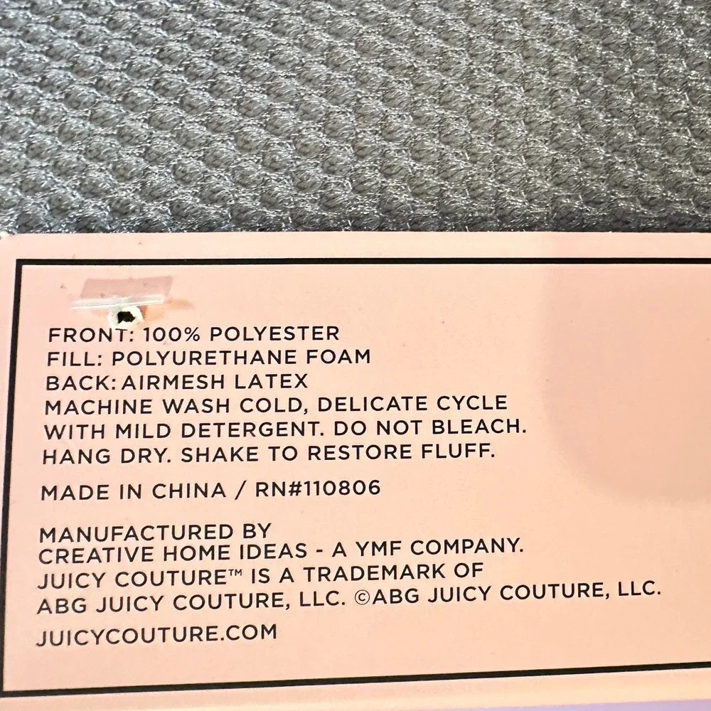 Juicy Couture Bath Rug Women 20x30 Pink New Memory Foam Crest Logo JYAB000901